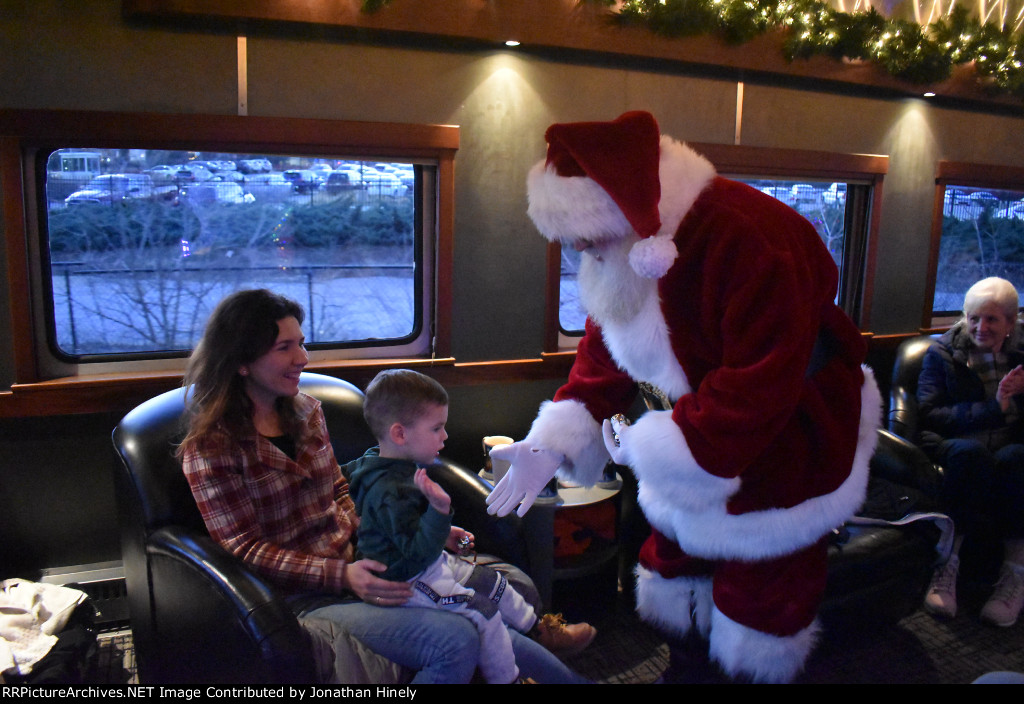 Santa Meeting Zhanna and Alex